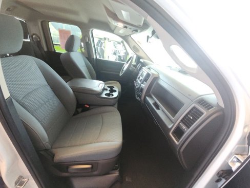 Used 2019 RAM 1500 Tradesman w/ Tradesman SXT Package image 29