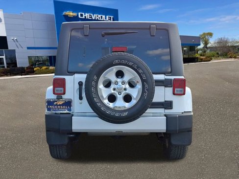 Used 2014 Jeep Wrangler Unlimited Sahara w/ Dual Top Group image 6