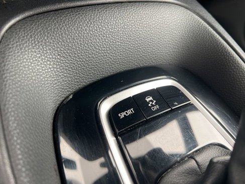 Used 2021 Toyota Corolla SE image 21