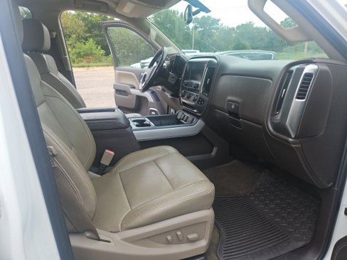 Used 2015 Chevrolet Silverado 2500 LTZ w/ Duramax Plus Package image 18