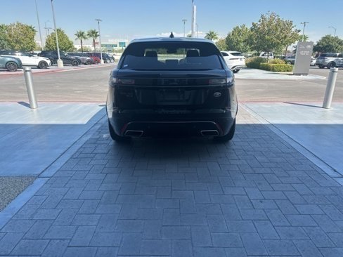 Used 2018 Land Rover Range Rover Velar R-Dynamic SE image 6