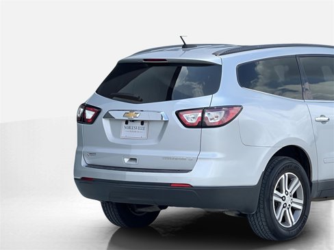 Used 2016 Chevrolet Traverse LT image 8