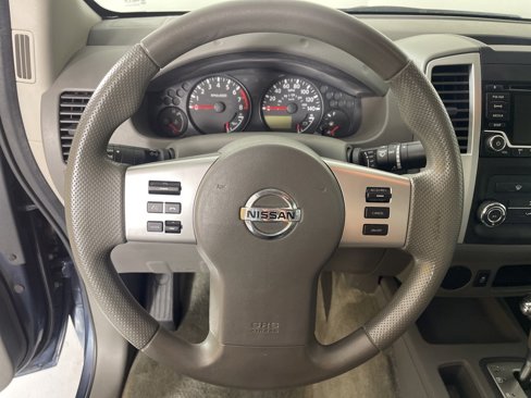 Used 2017 Nissan Frontier SV image 19