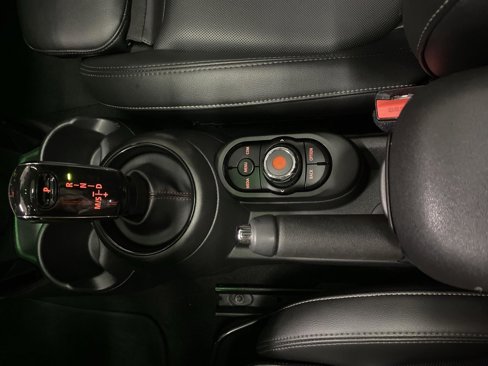 Used 2021 MINI Cooper S w/ Premium Package image 26