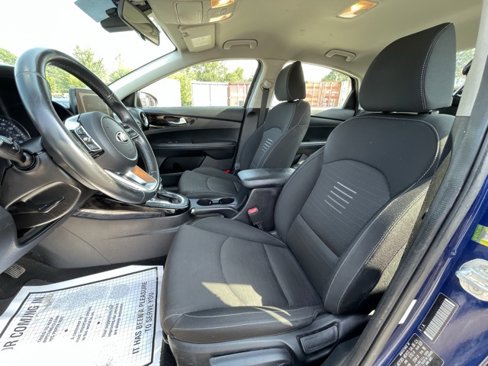 Used 2019 Kia Forte S image 24