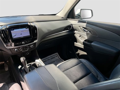 Used 2018 Chevrolet Traverse Premier image 24