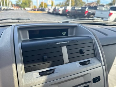 Used 2011 Ford Escape XLT w/ 201A Rapid Spec Order Code image 31