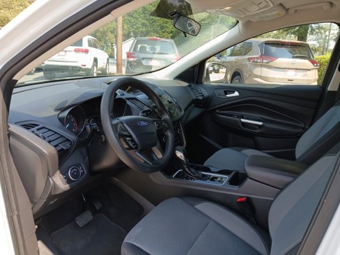 Used 2018 Ford Escape SE image 18