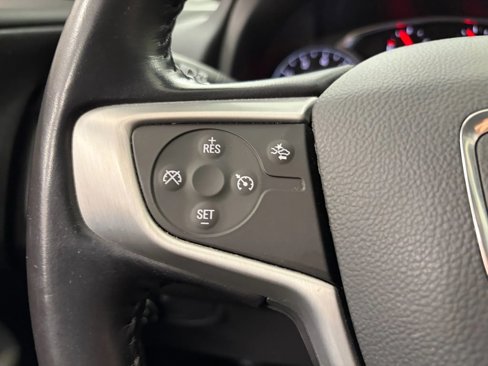 Used 2020 GMC Terrain SLE w/ LPO, Floor Liner Package image 32