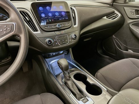 Used 2023 Chevrolet Malibu LT image 26