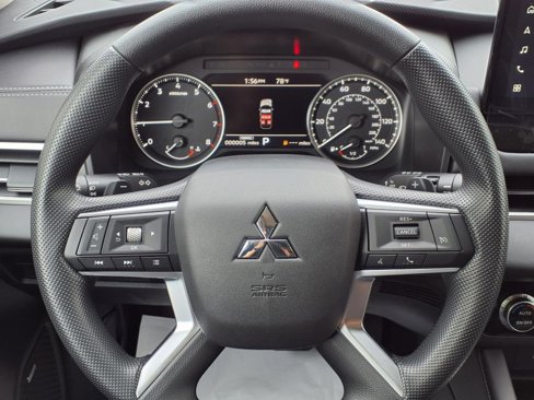 New 2025 Mitsubishi Outlander ES image 16