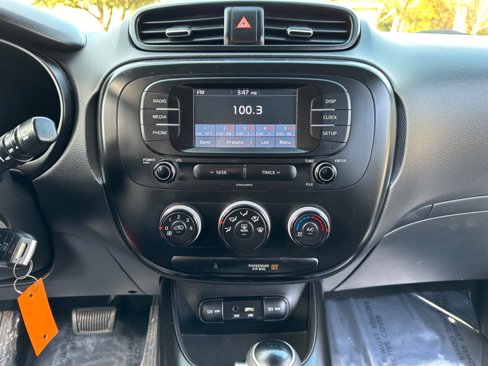 Used 2019 Kia Soul image 20