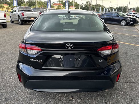 Used 2022 Toyota Corolla LE image 5