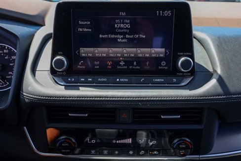 Used 2023 Nissan Rogue SV image 29