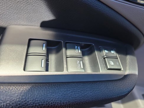 Used 2017 Honda Pilot Elite image 28