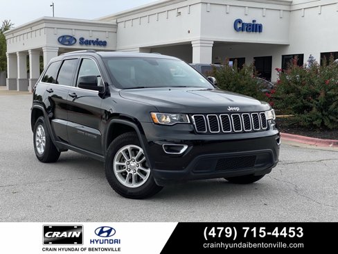Used 2018 Jeep Grand Cherokee Laredo image 1
