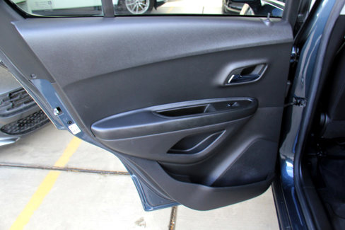 Used 2022 Chevrolet Trax LT w/ Driver Confidence Package image 21