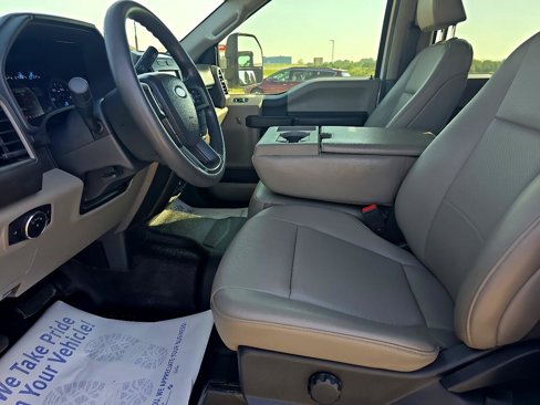 Used 2022 Ford F250 XL w/ Power Equipment Group image 17