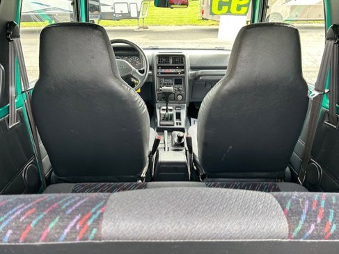 Used 1995 Geo Tracker 4WD 2-Door image 10