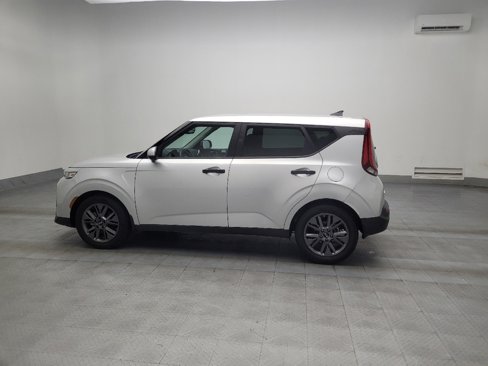 Used 2021 Kia Soul S image 3