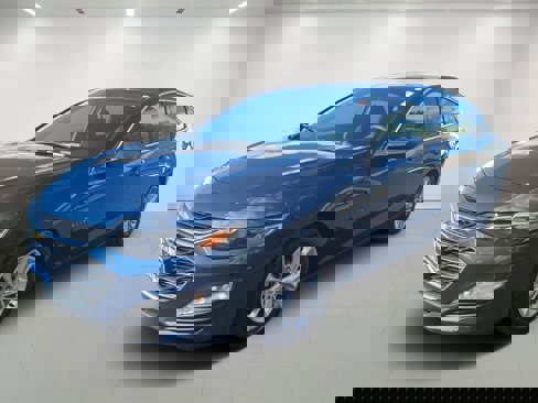 Used 2022 Chevrolet Malibu LT image 1