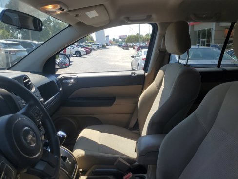 Used 2011 Jeep Compass 2WD image 17