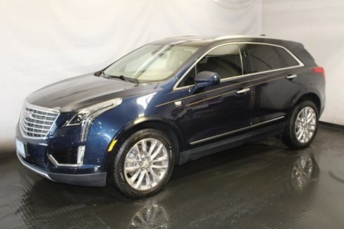 Used 2017 Cadillac XT5 Platinum w/ Driver Assist Package image 2