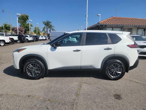 Used 2023 Nissan Rogue S image 9