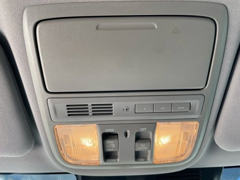Certified 2021 Honda CR-V Touring image 16