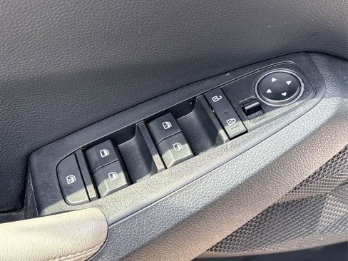 Used 2021 Kia Seltos SX w/ SX Sunroof Package image 34