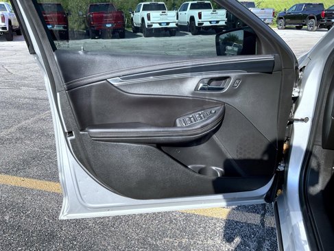 Used 2019 Chevrolet Impala LT image 9