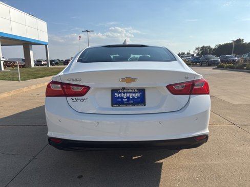 Used 2024 Chevrolet Malibu LT image 7