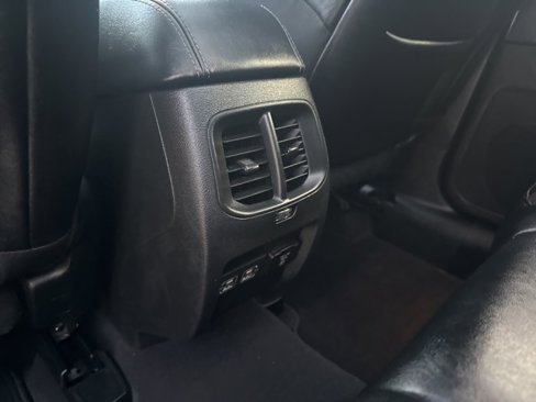 Used 2022 Jeep Cherokee Limited image 28