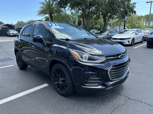 Used 2022 Chevrolet Trax LT w/ Sport Edition image 9