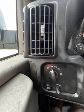 Used 2007 Chevrolet Express 2500 image 15