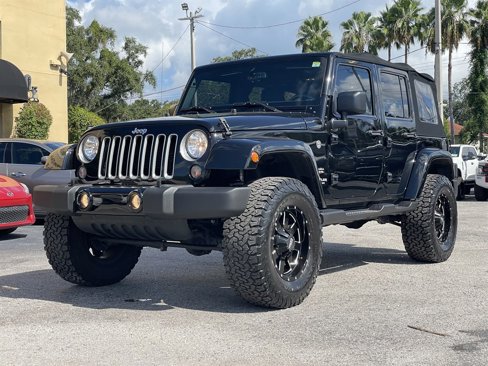Used 2016 Jeep Wrangler Unlimited Sahara w/ Connectivity Group image 17