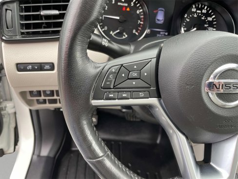 Used 2018 Nissan Rogue Sport SL w/ SL Premium Package image 15