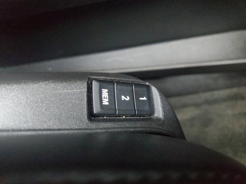 Used 2017 Chevrolet Equinox Premier w/ Enhanced Convenience Package image 30