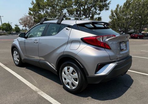Used 2019 Toyota C-HR LE image 4