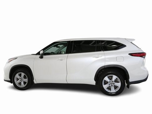 Used 2021 Toyota Highlander L image 4