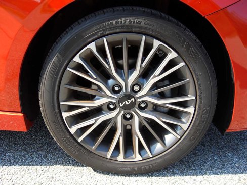 Used 2022 Kia Forte GT-Line image 16