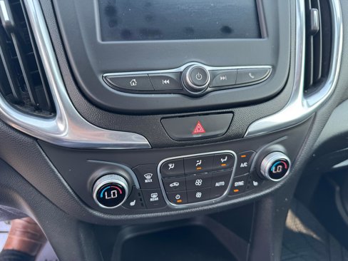 Used 2020 Chevrolet Equinox LT image 33