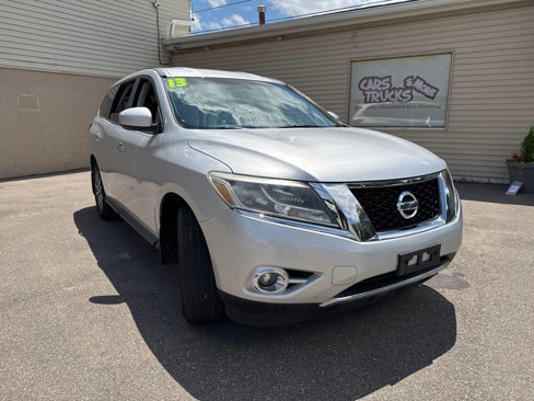 Used 2013 Nissan Pathfinder S image 40