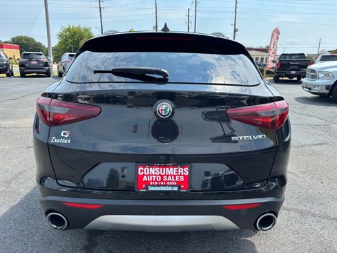 Used 2018 Alfa Romeo Stelvio Ti Sport image 22
