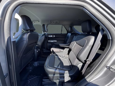 Certified 2021 Ford Explorer Limited w/ Equipment Group 301A image 15