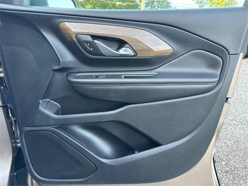 Used 2018 GMC Terrain SLE image 24