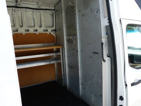 Used 2017 Nissan NV 3500 SV image 21