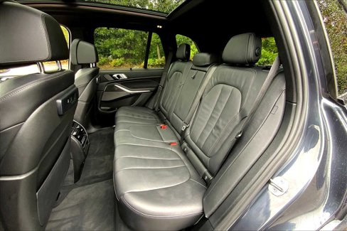 Used 2021 BMW X5 M50i w/ Premium Package image 19