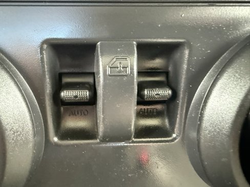 Used 2007 Jeep Wrangler Sahara w/ PWR Convenience Group image 25