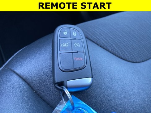 Used 2018 Jeep Cherokee Latitude Plus image 14